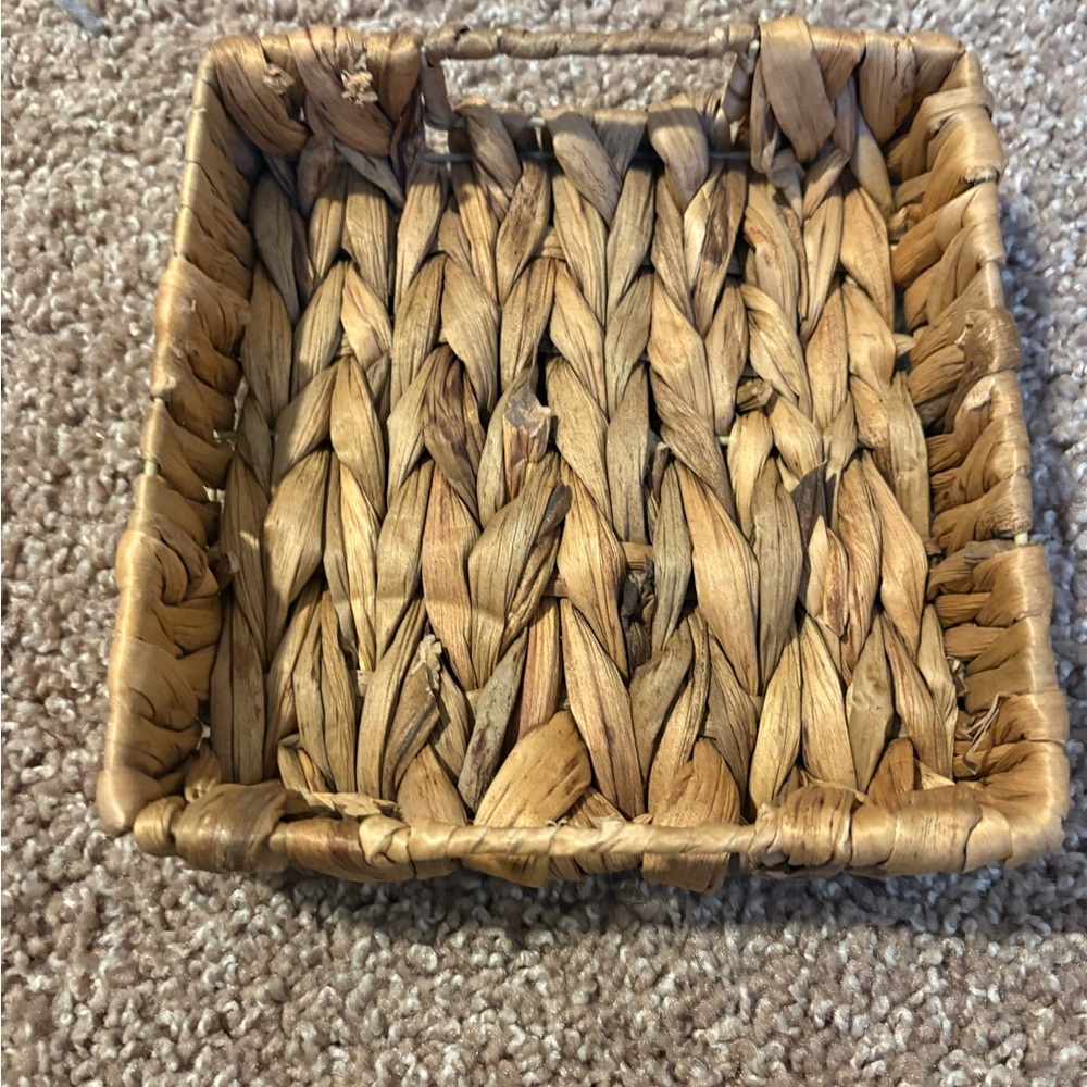 Woven Seagrass Square Basket - Natural Brown